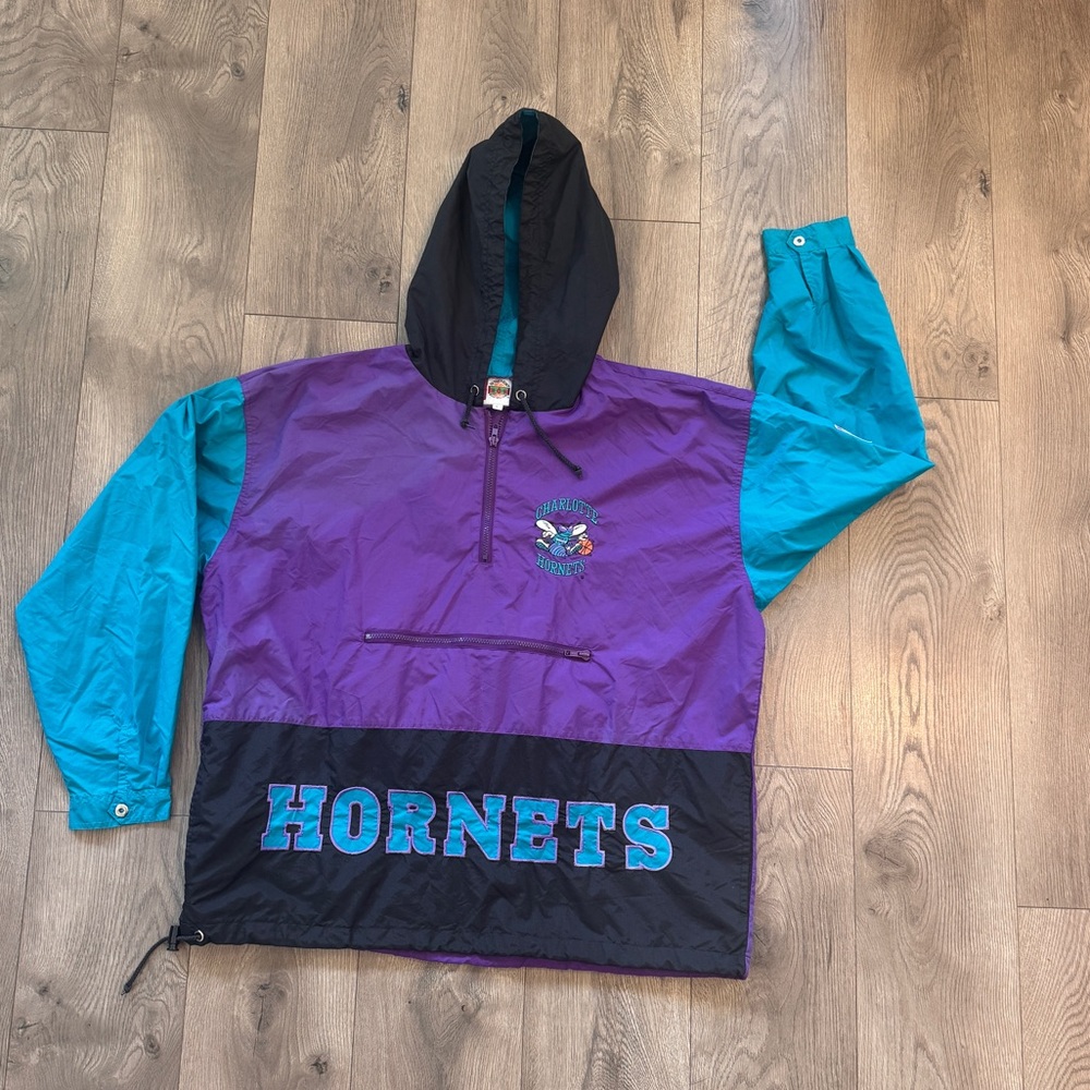 Vintage Charlotte Hornets Pullover Windbreaker Jacket – NBA – Retro 90s Style